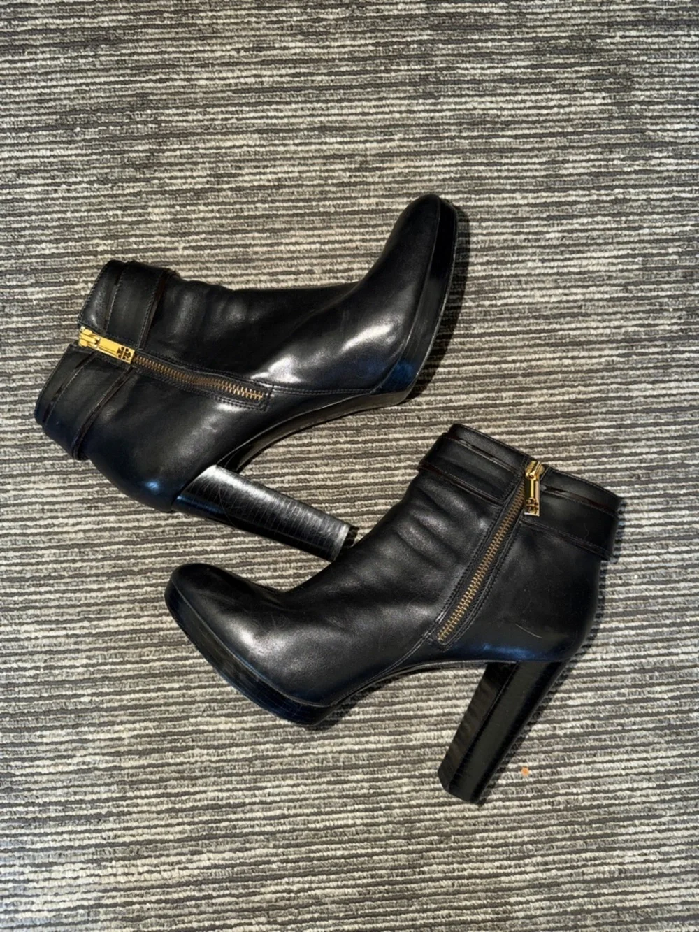 Tory Burch Black Leather Heeled Ankle Boots Size 11